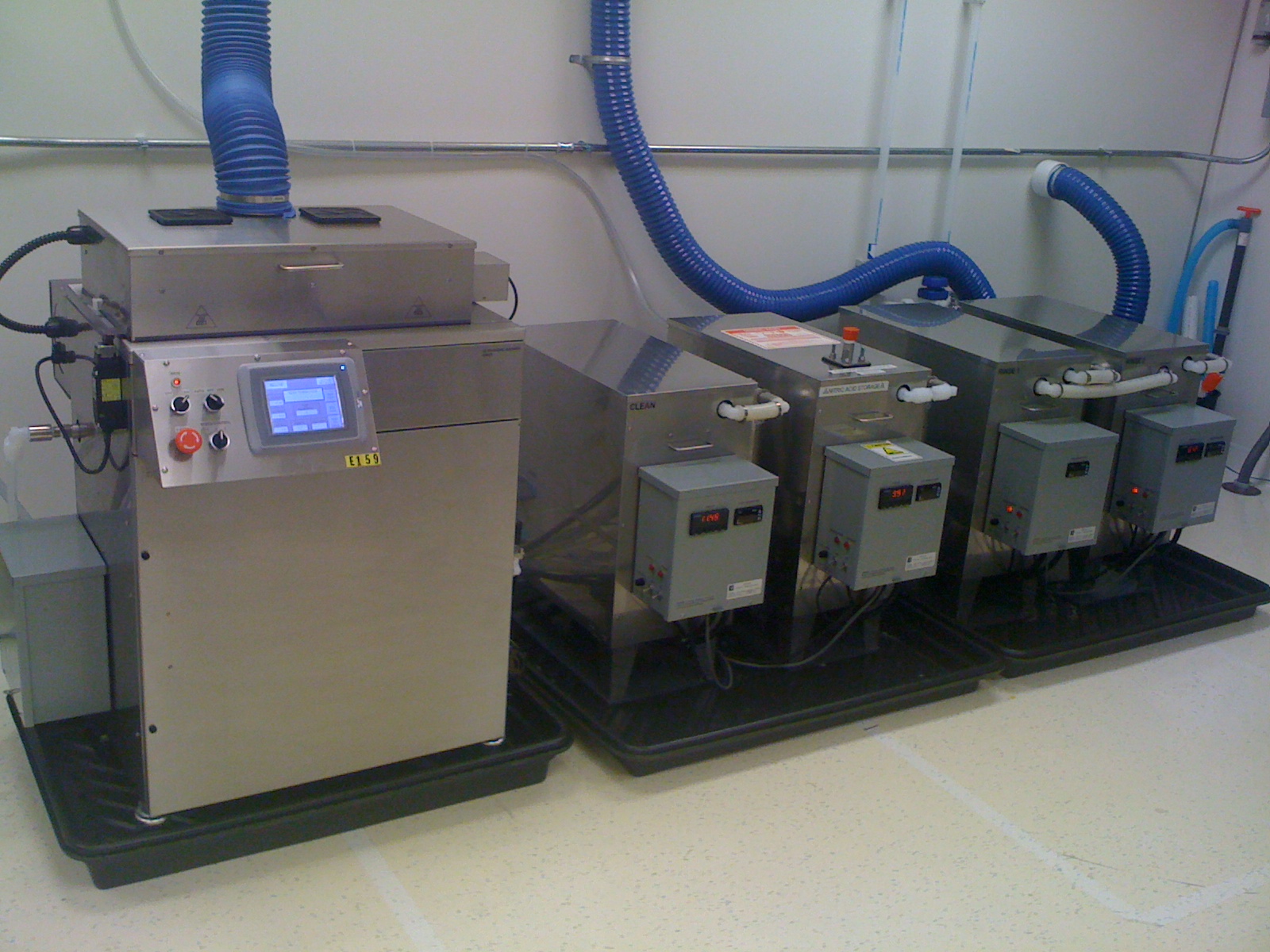Industrial ultrasonic cleaning and passivation equipment